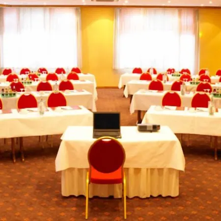 Otel Adler & Restaurant Groß-Gerau