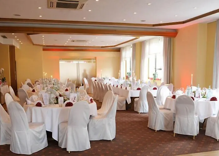 Adler & Restaurant Hotel 4*